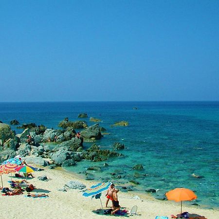 Diving Center Punta Stilo Daire Dış mekan fotoğraf